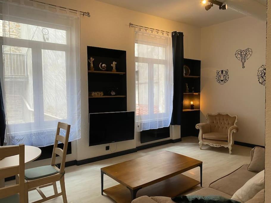 Apartamento L'Augusteum Nimes Exterior foto